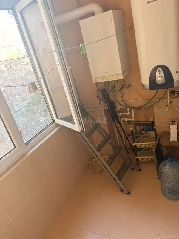 Kirayə verilir 2 otaqlı mənzil 80 m²