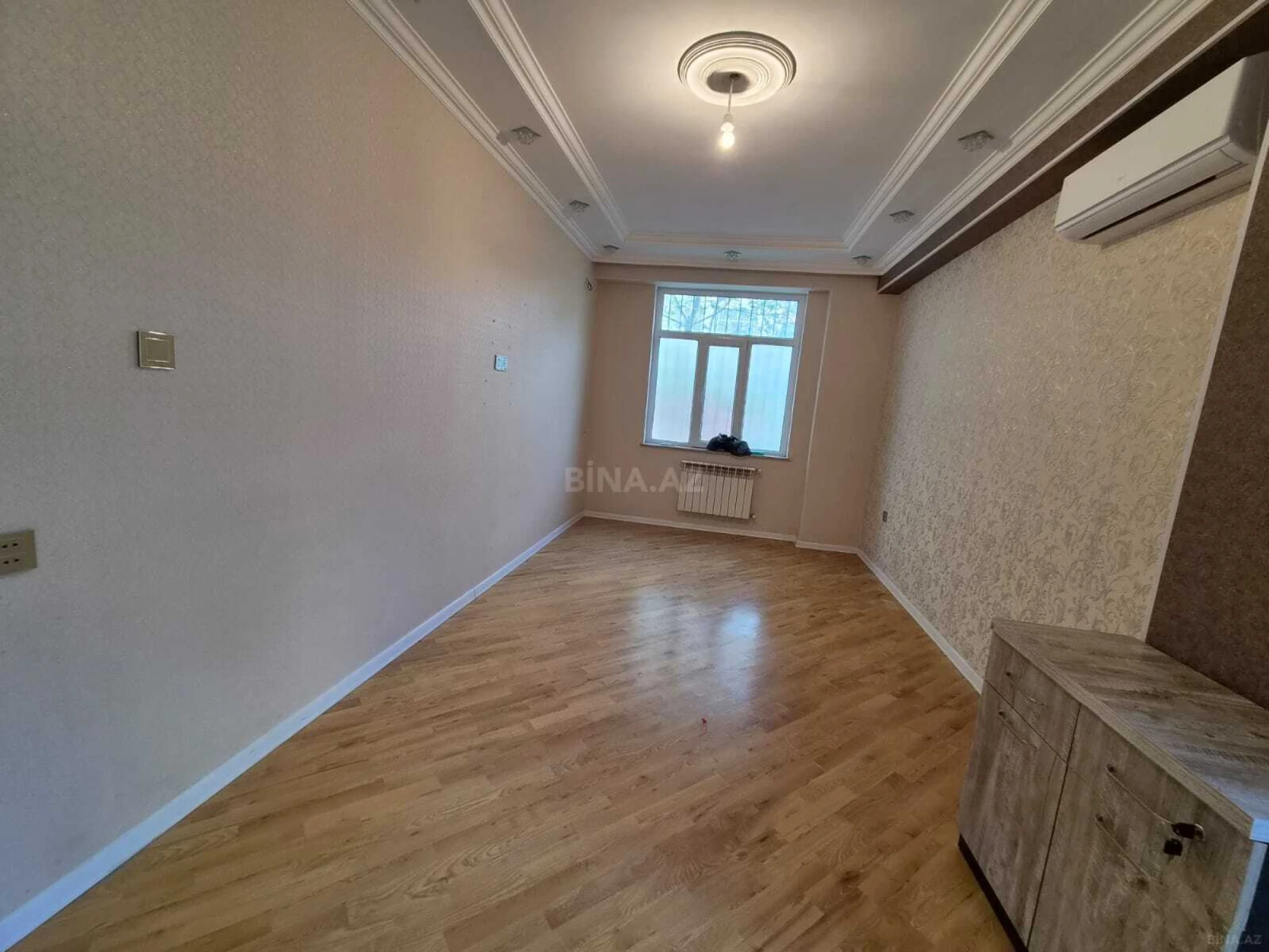 Satılır 2 otaqlı mənzil 60 m²