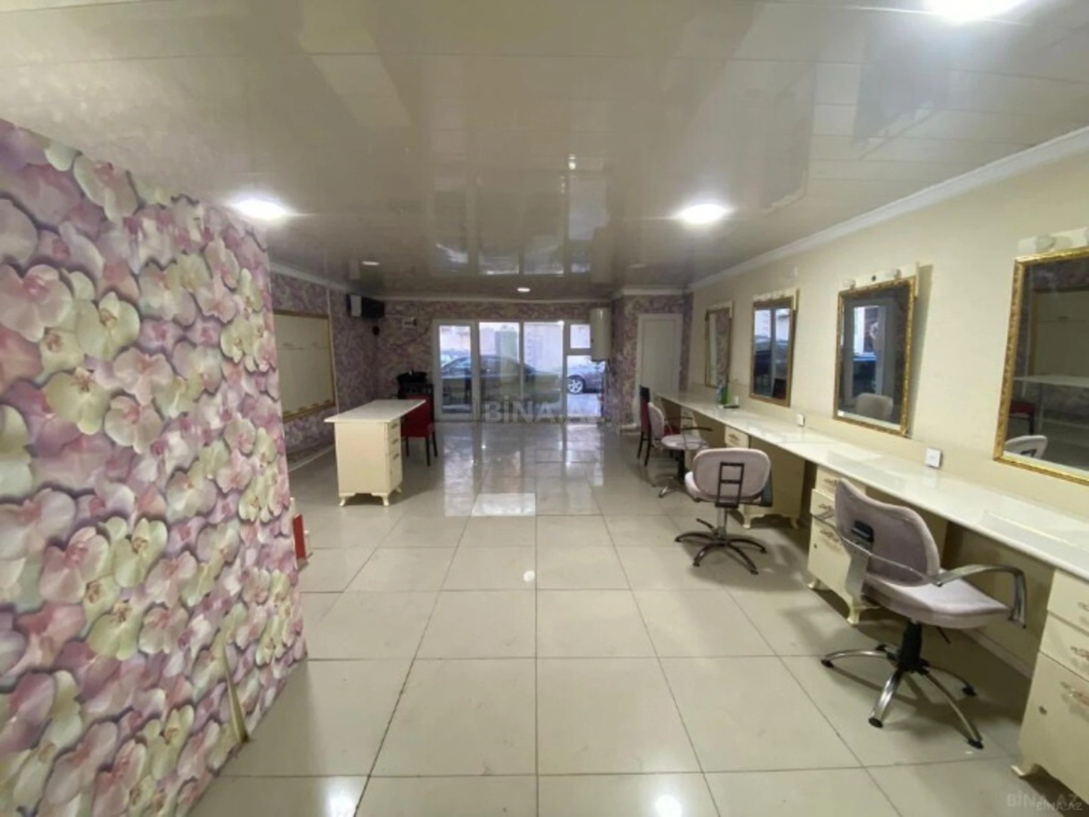 Satılır obyekt 75 m²