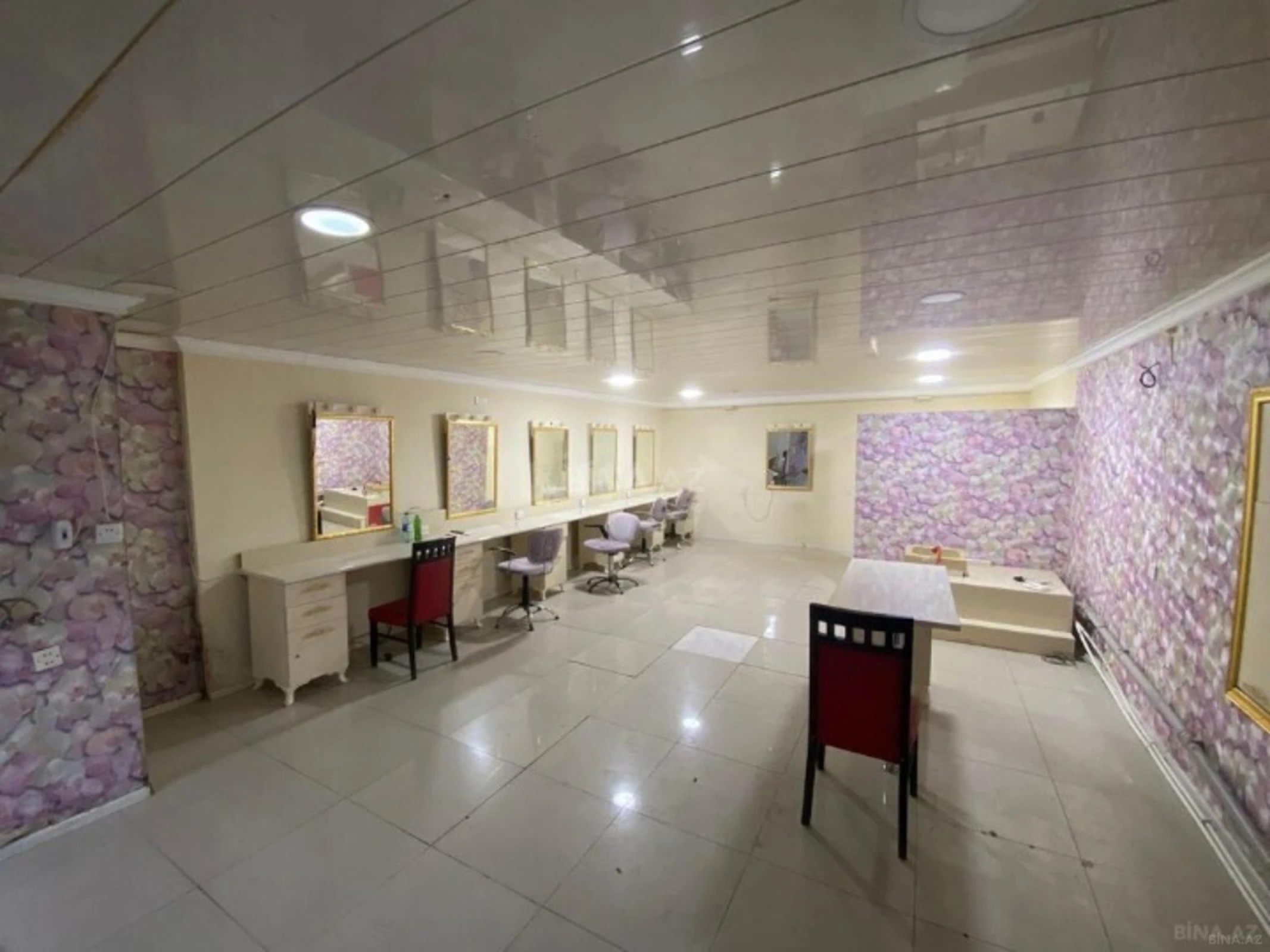 Satılır obyekt 75 m²
