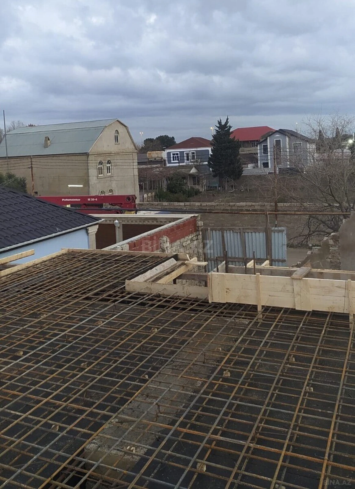 Satılır 4 otaqlı həyət evi 145 m²