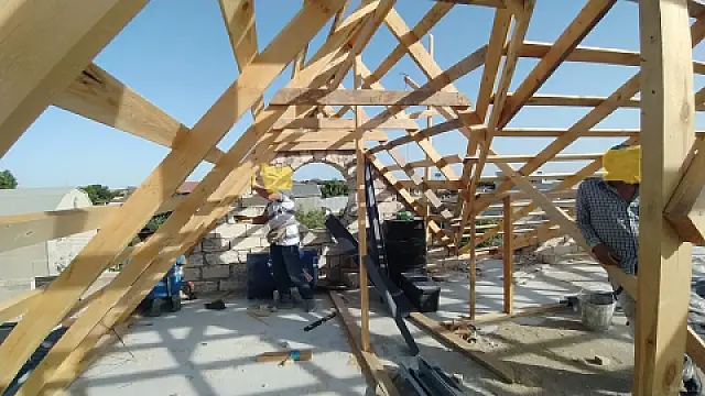 Satılır 4 otaqlı həyət evi 145 m²