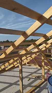 Satılır 4 otaqlı həyət evi 145 m²