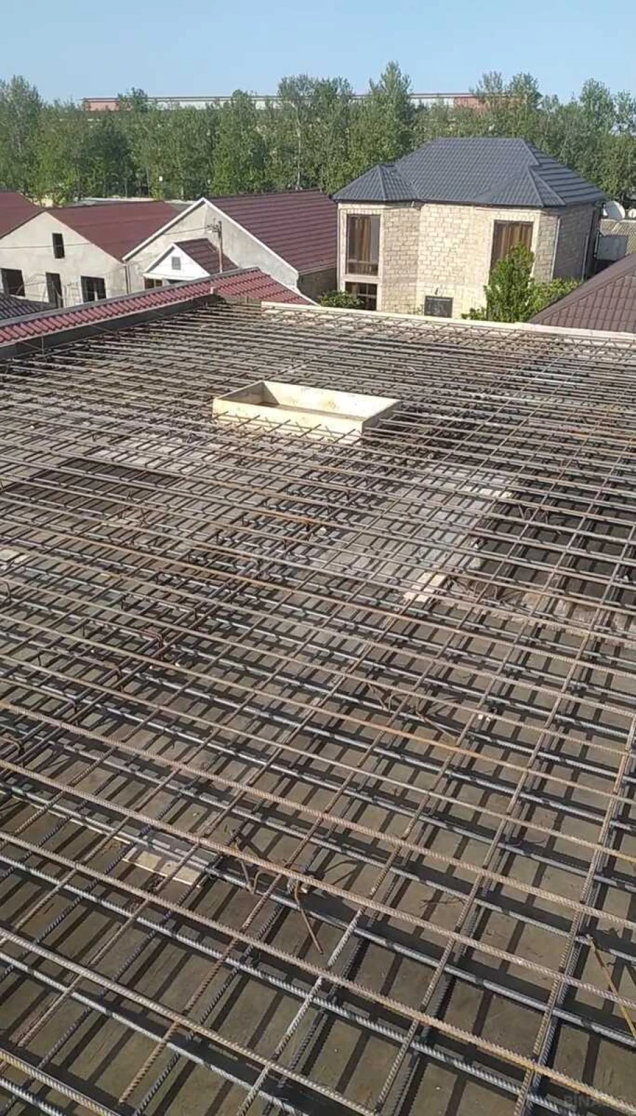 Satılır 4 otaqlı həyət evi 145 m²