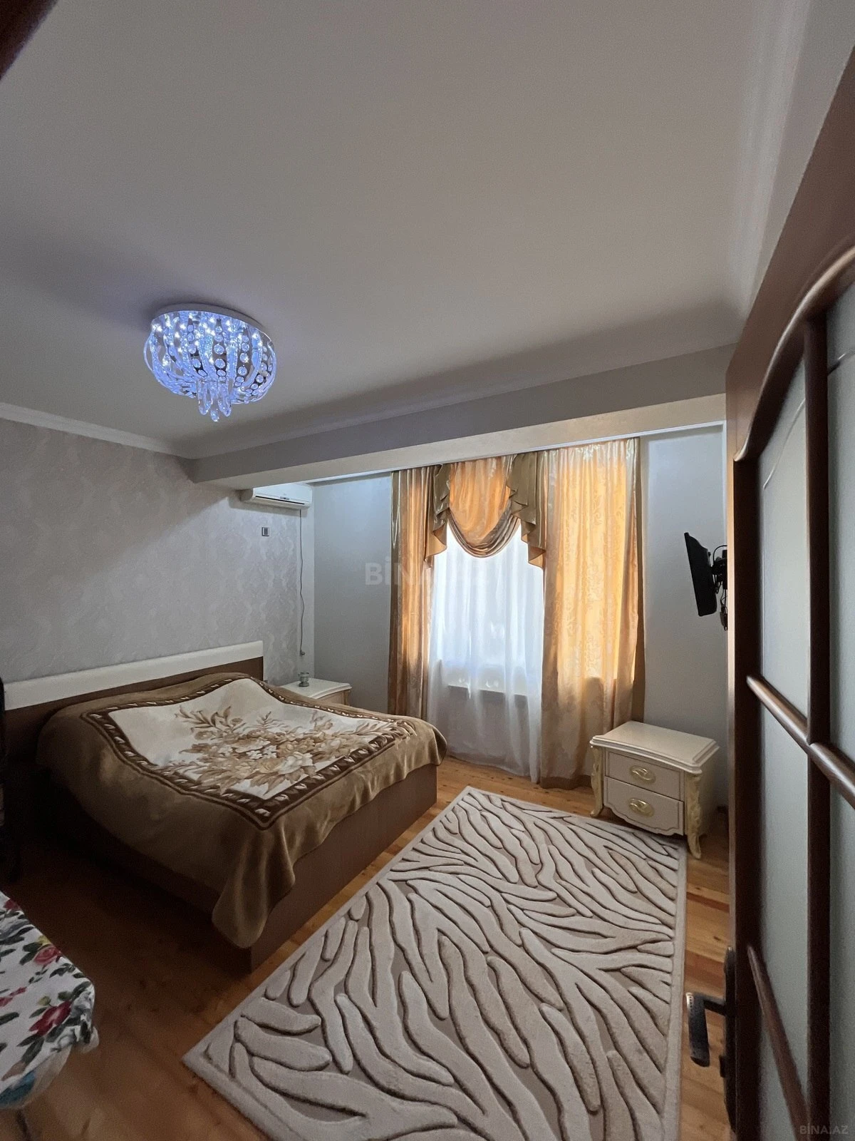 Satılır 3 otaqlı mənzil 75 m²