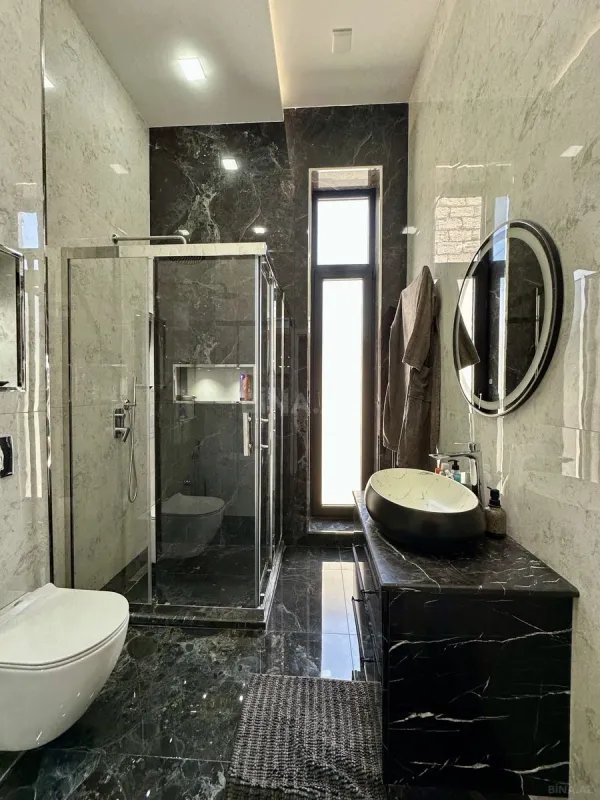 Satılır 4 otaqlı həyət evi 200 m²