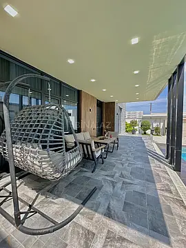 Satılır 4 otaqlı həyət evi 200 m²