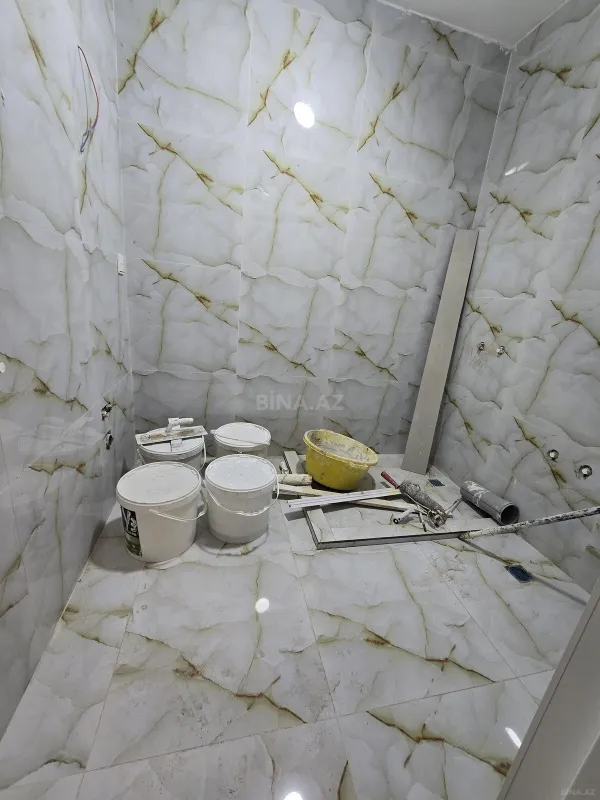 Satılır 2 otaqlı mənzil 85 m²