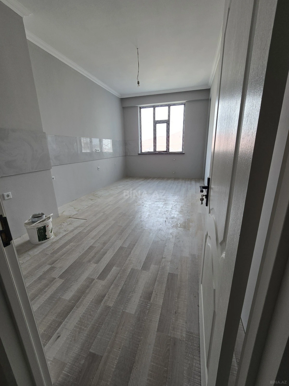 Satılır 2 otaqlı mənzil 85 m²