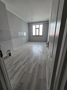Satılır 2 otaqlı mənzil 85 m²