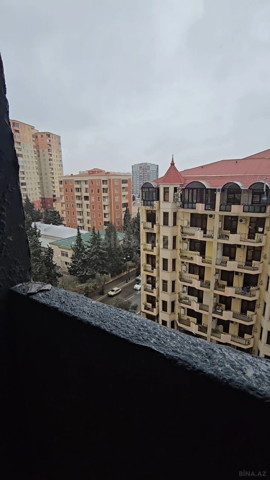 Satılır 2 otaqlı mənzil 85 m²