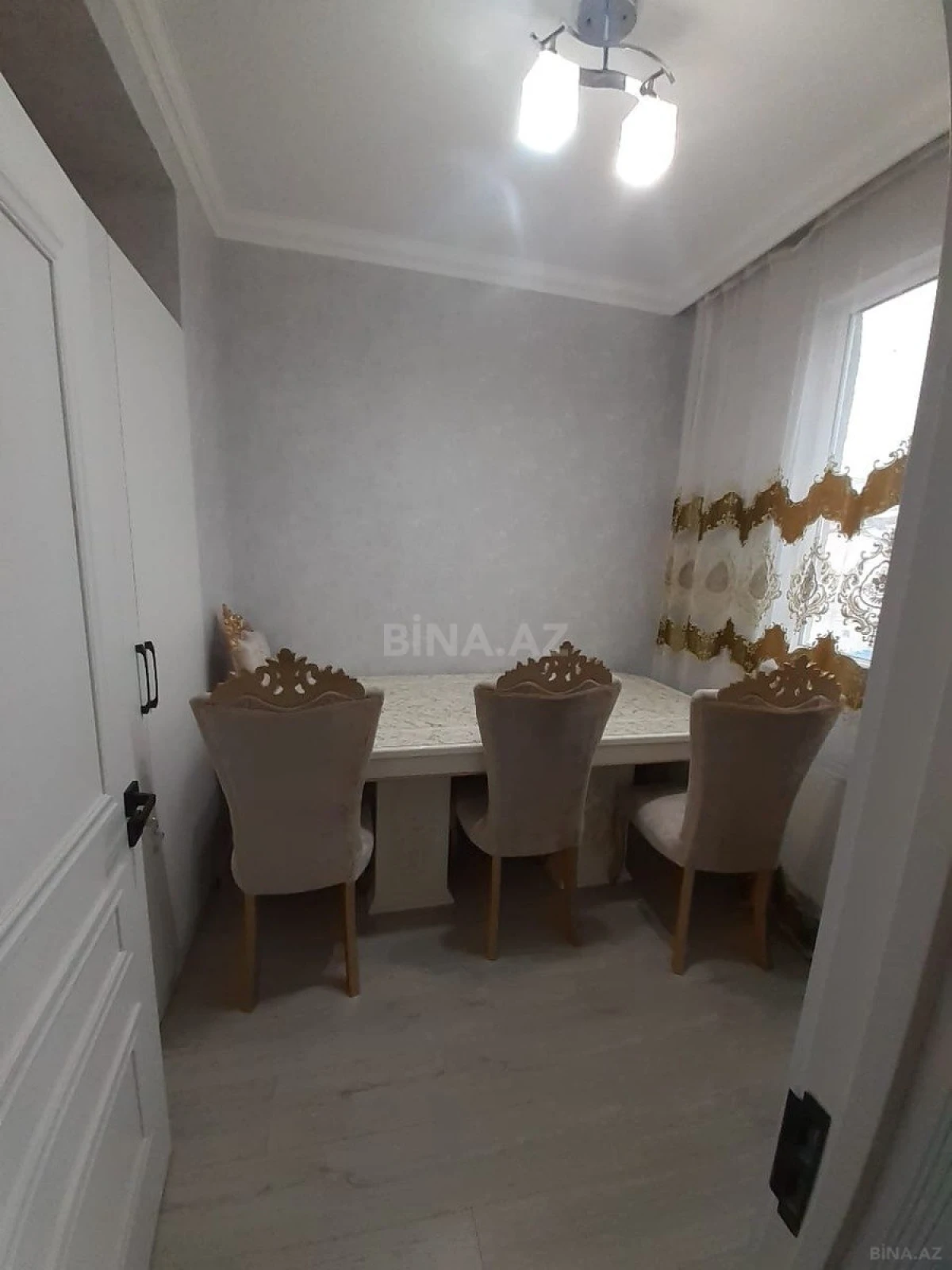 Satılır 2 otaqlı mənzil 55 m²