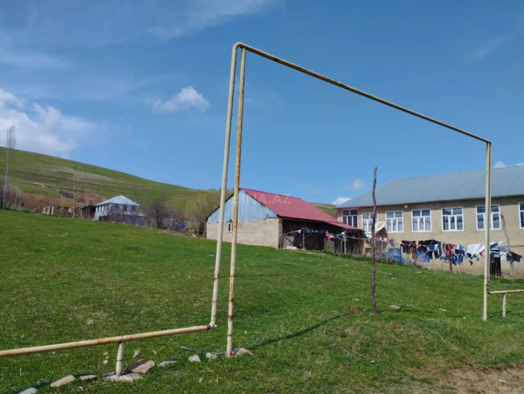 Satılır torpaq sahəsi 15 m²