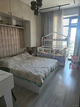 Satılır 2 otaqlı mənzil 66 m²