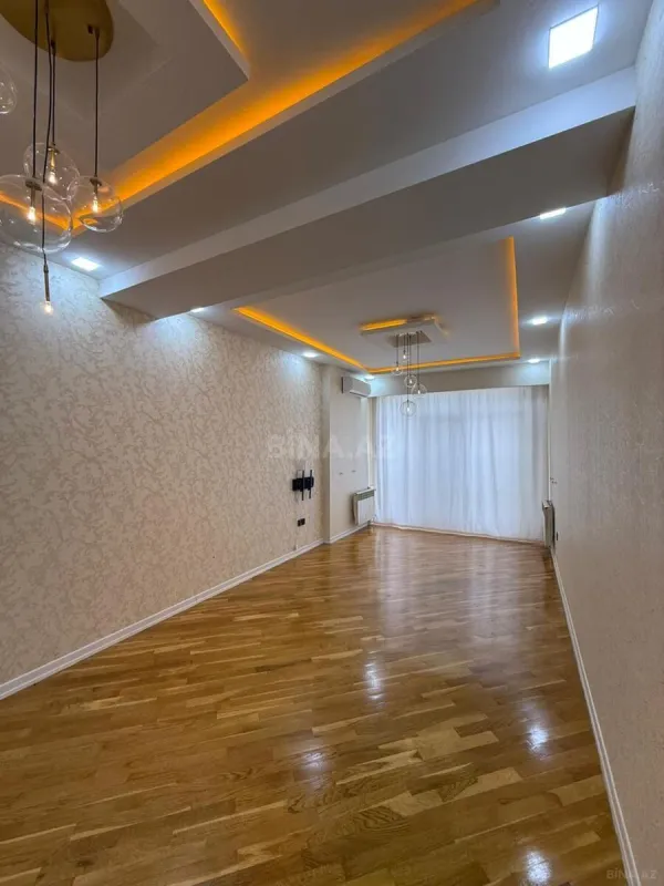 Satılır 2 otaqlı mənzil 52 m²