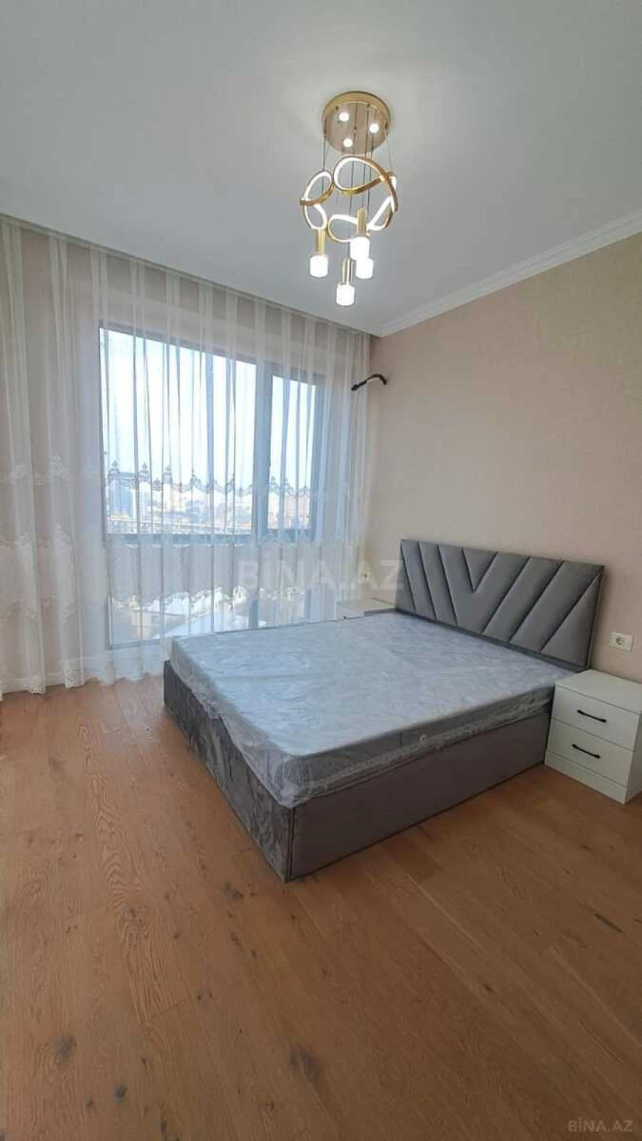 Kirayə verilir 3 otaqlı mənzil 96 m²