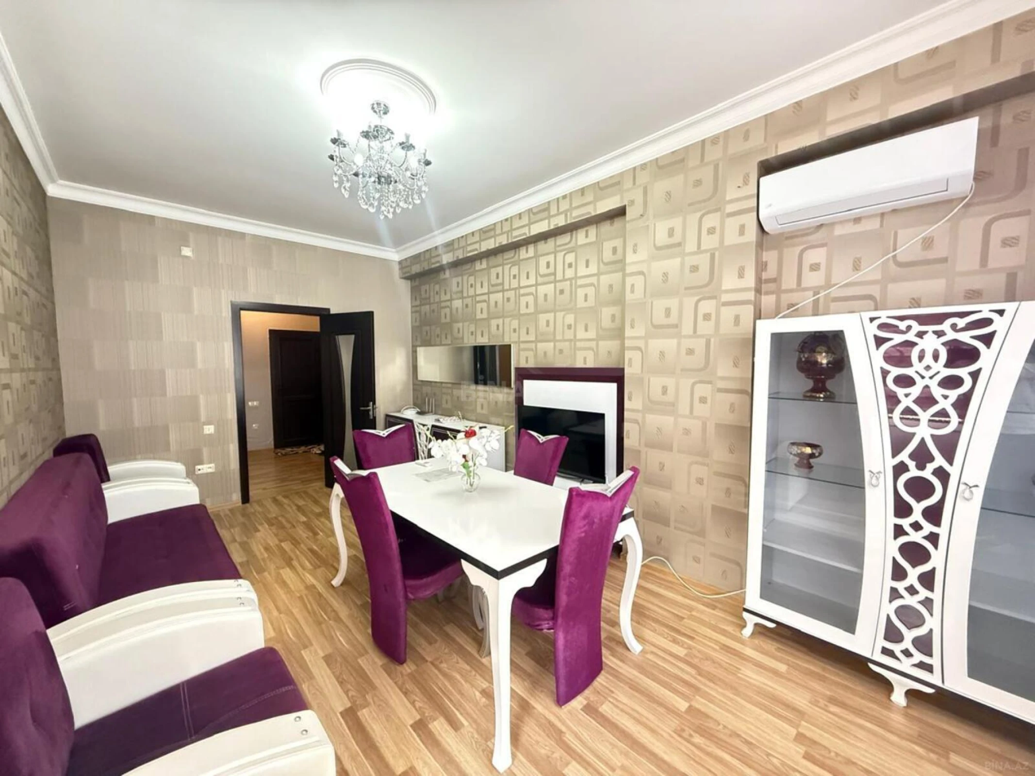 Kirayə verilir 2 otaqlı mənzil 70 m²
