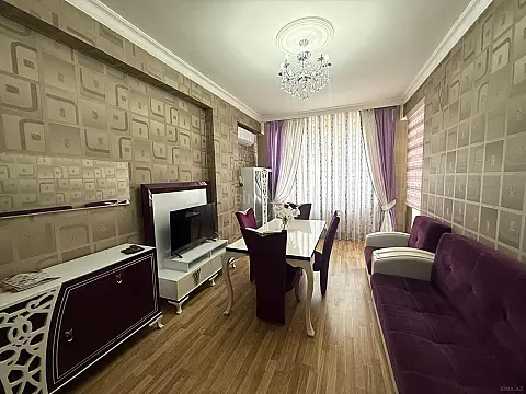 Kirayə verilir 2 otaqlı mənzil 70 m²