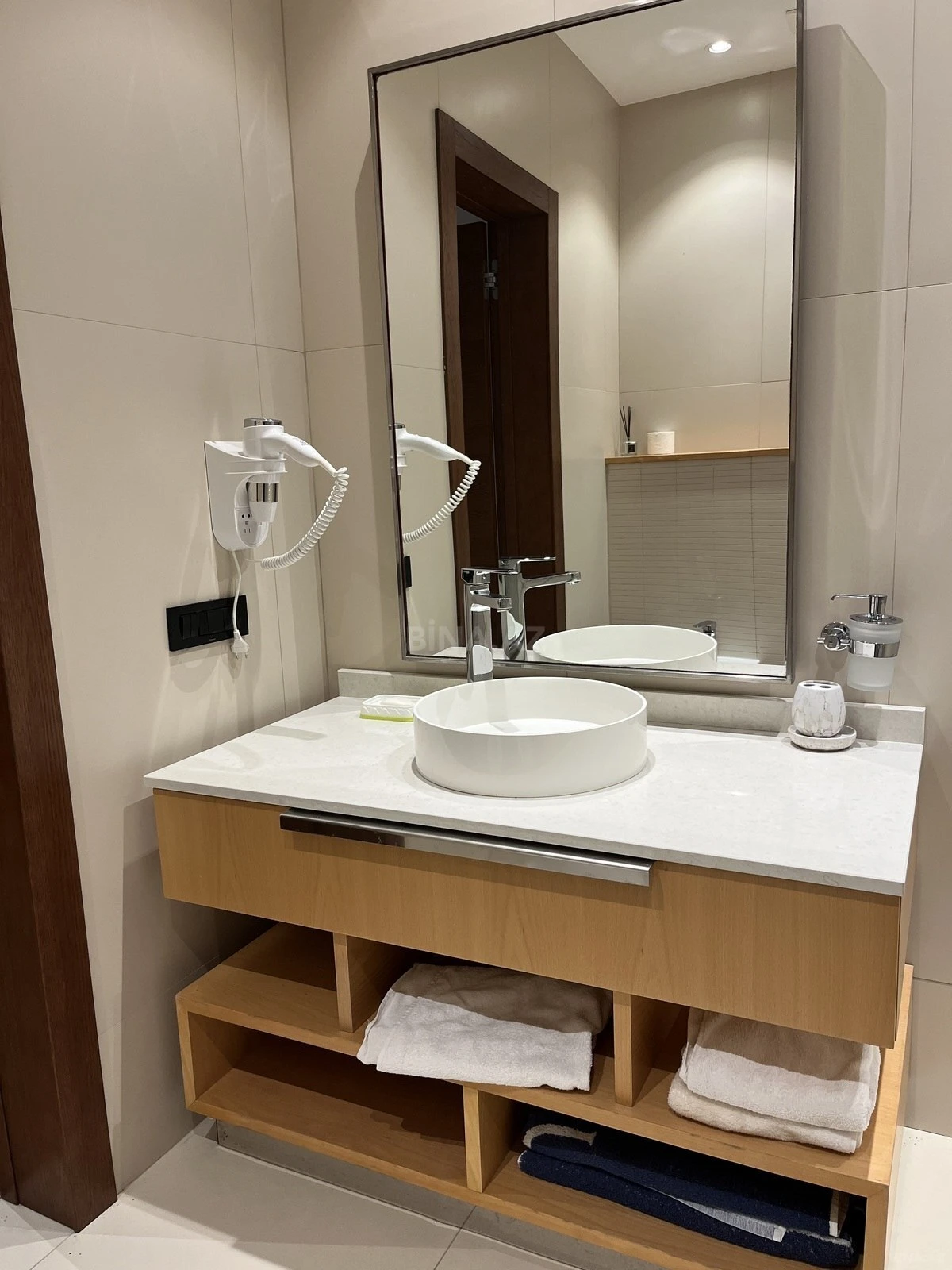 Kirayə verilir 1 otaqlı həyət evi 60 m²