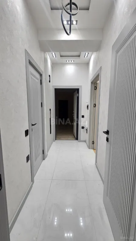 Kirayə verilir 2 otaqlı mənzil 80 m²