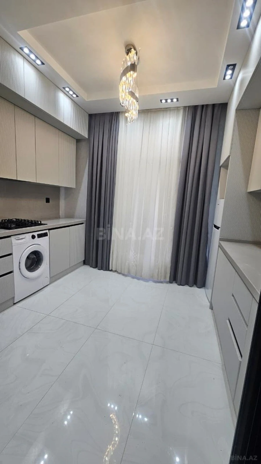 Kirayə verilir 2 otaqlı mənzil 80 m²