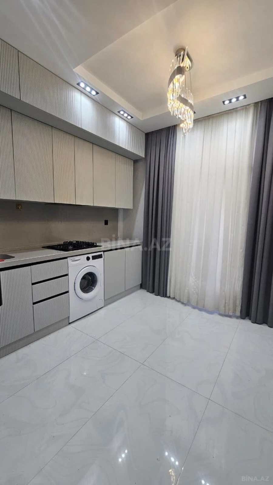 Kirayə verilir 2 otaqlı mənzil 80 m²