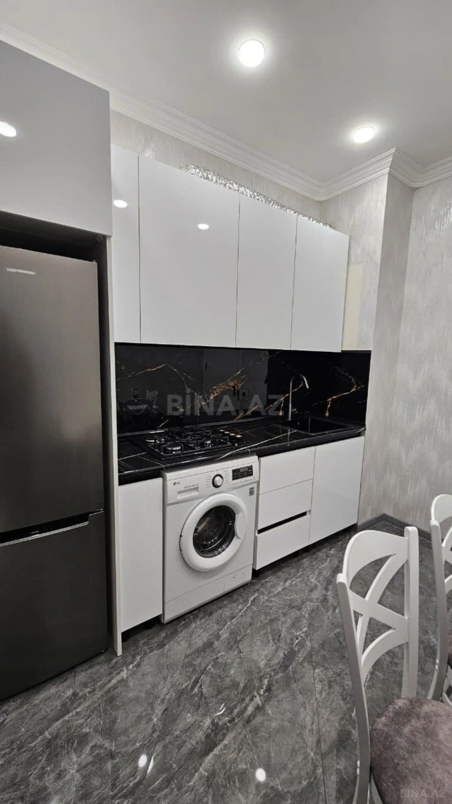 Kirayə verilir 2 otaqlı mənzil 65 m²