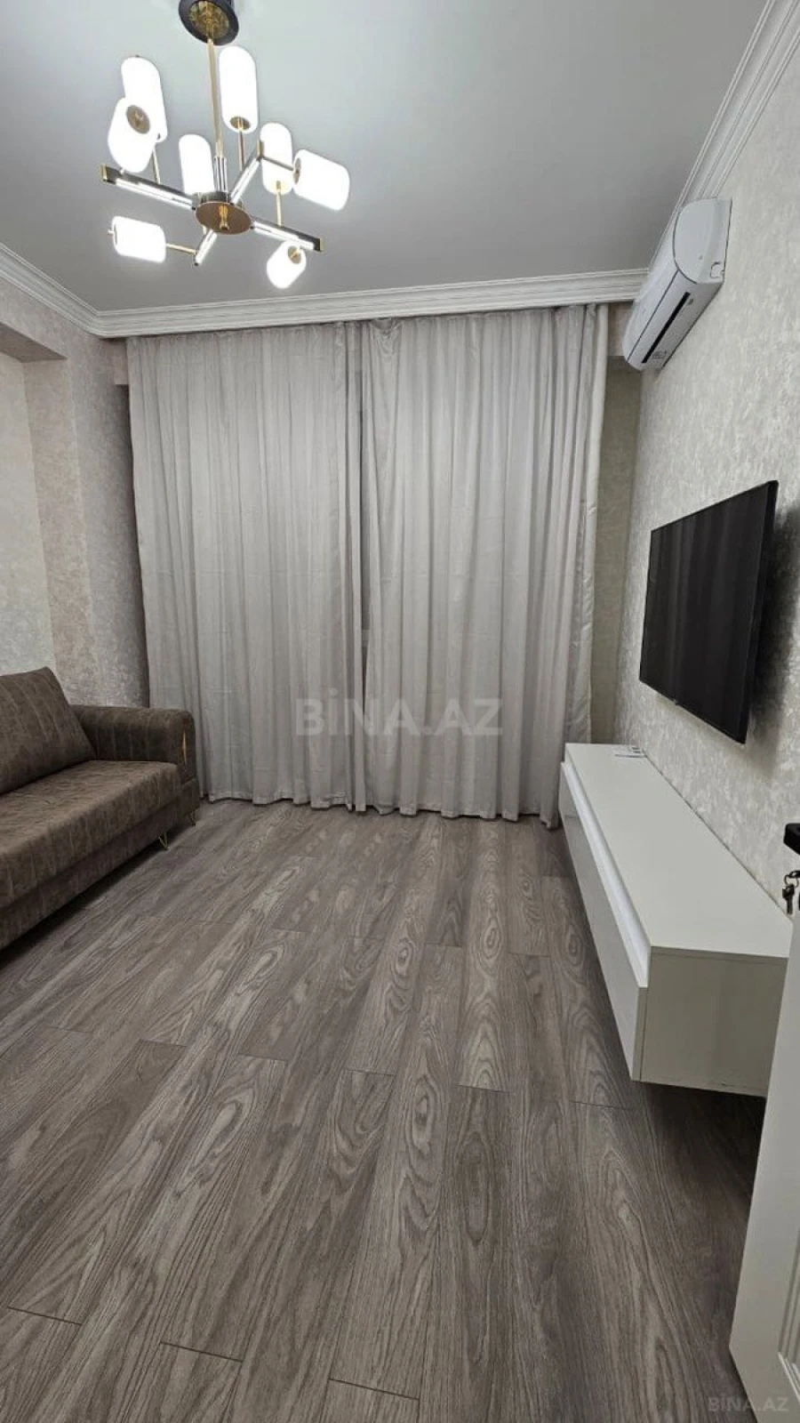 Kirayə verilir 2 otaqlı mənzil 65 m²