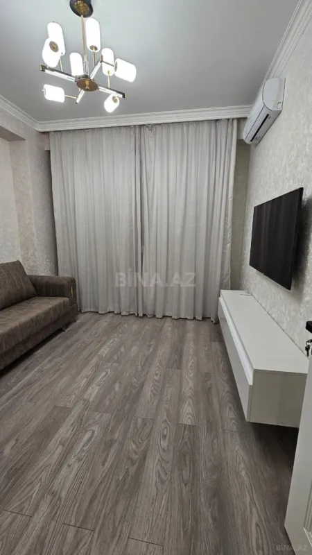 Kirayə verilir 2 otaqlı mənzil 65 m²