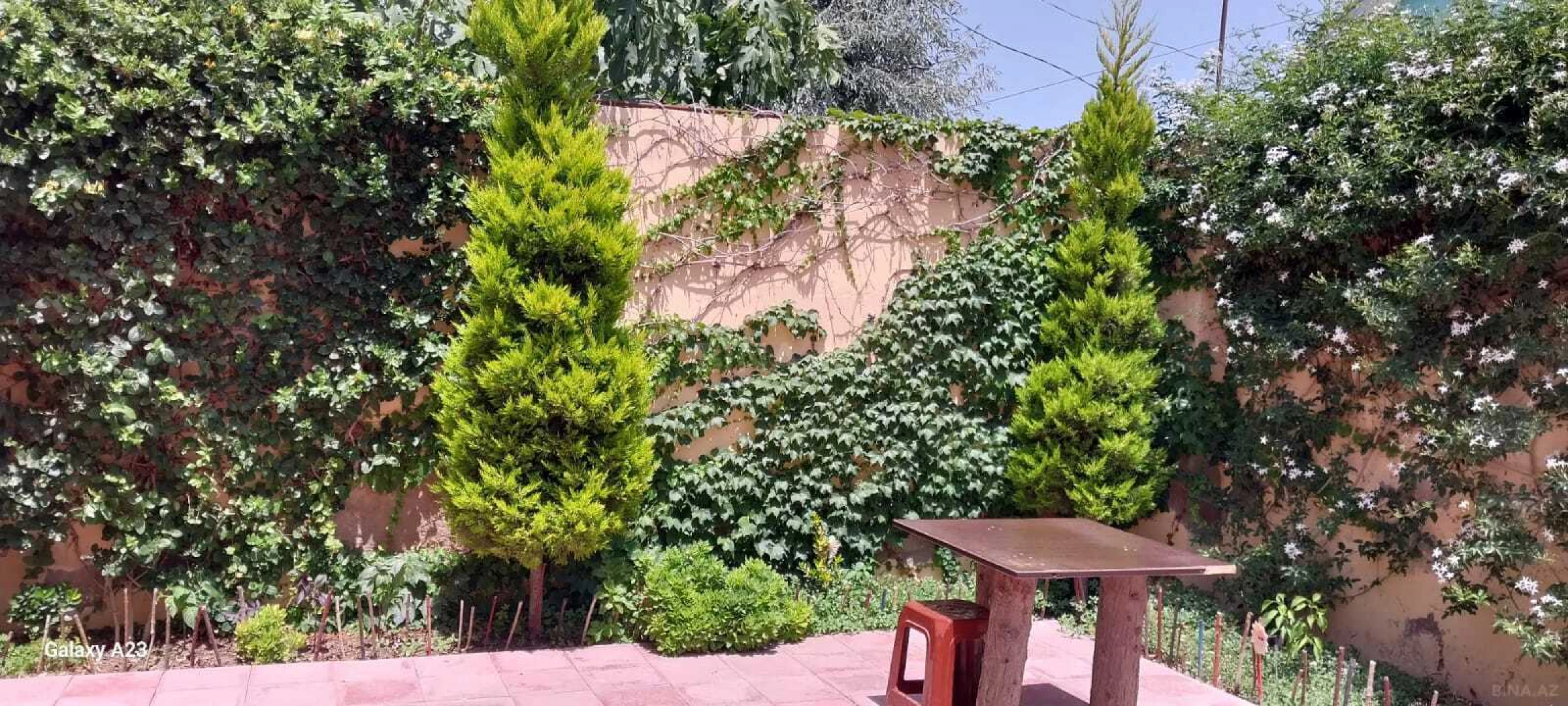 Satılır 4 otaqlı həyət evi 100 m²