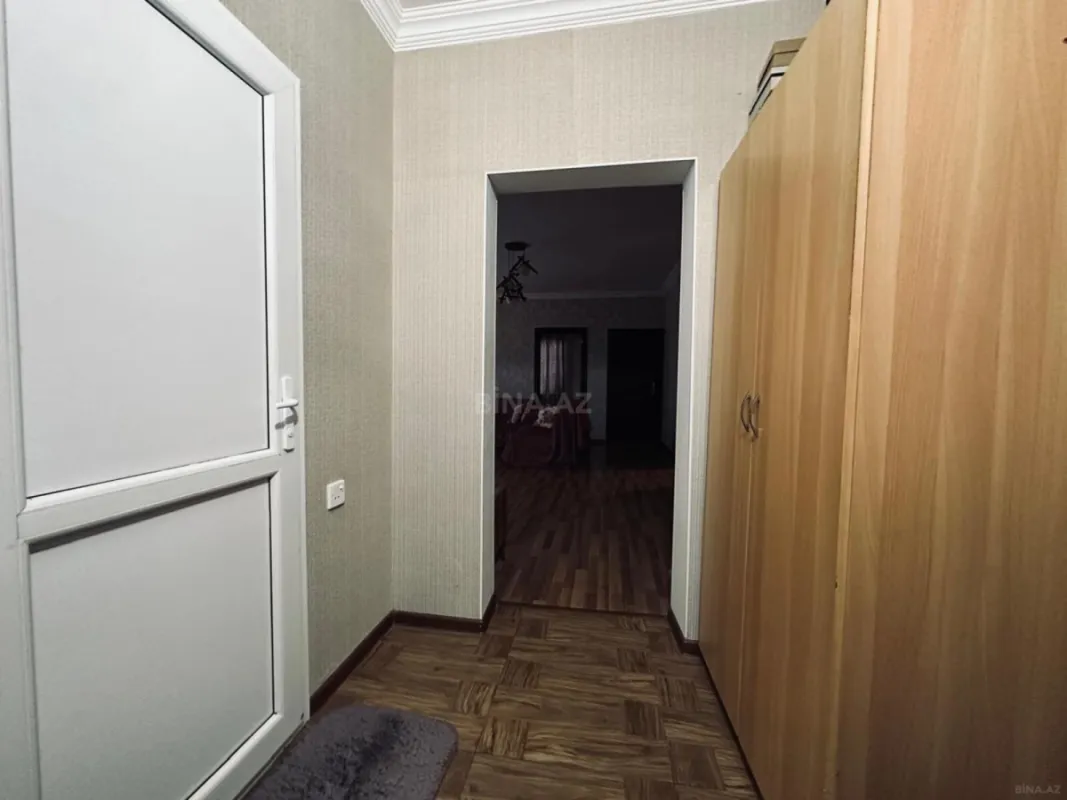 Satılır 4 otaqlı həyət evi 100 m²