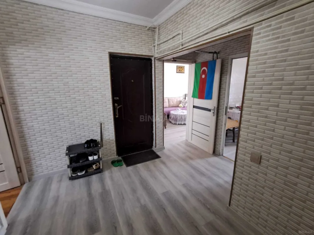 Satılır 4 otaqlı mənzil 80 m²