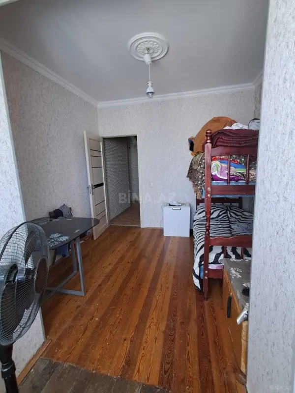 Satılır 4 otaqlı mənzil 80 m²