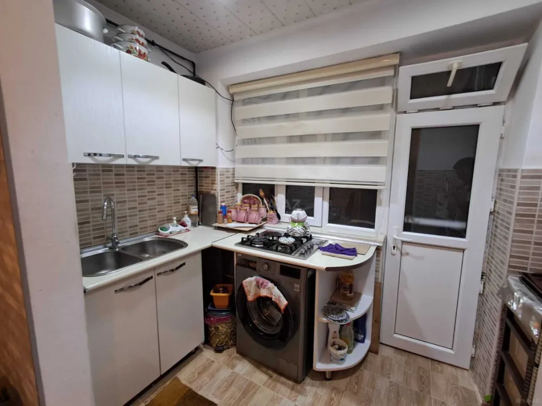 Satılır 4 otaqlı mənzil 80 m²