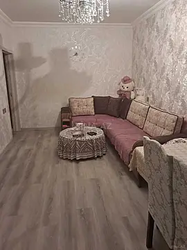 Satılır 4 otaqlı mənzil 80 m²