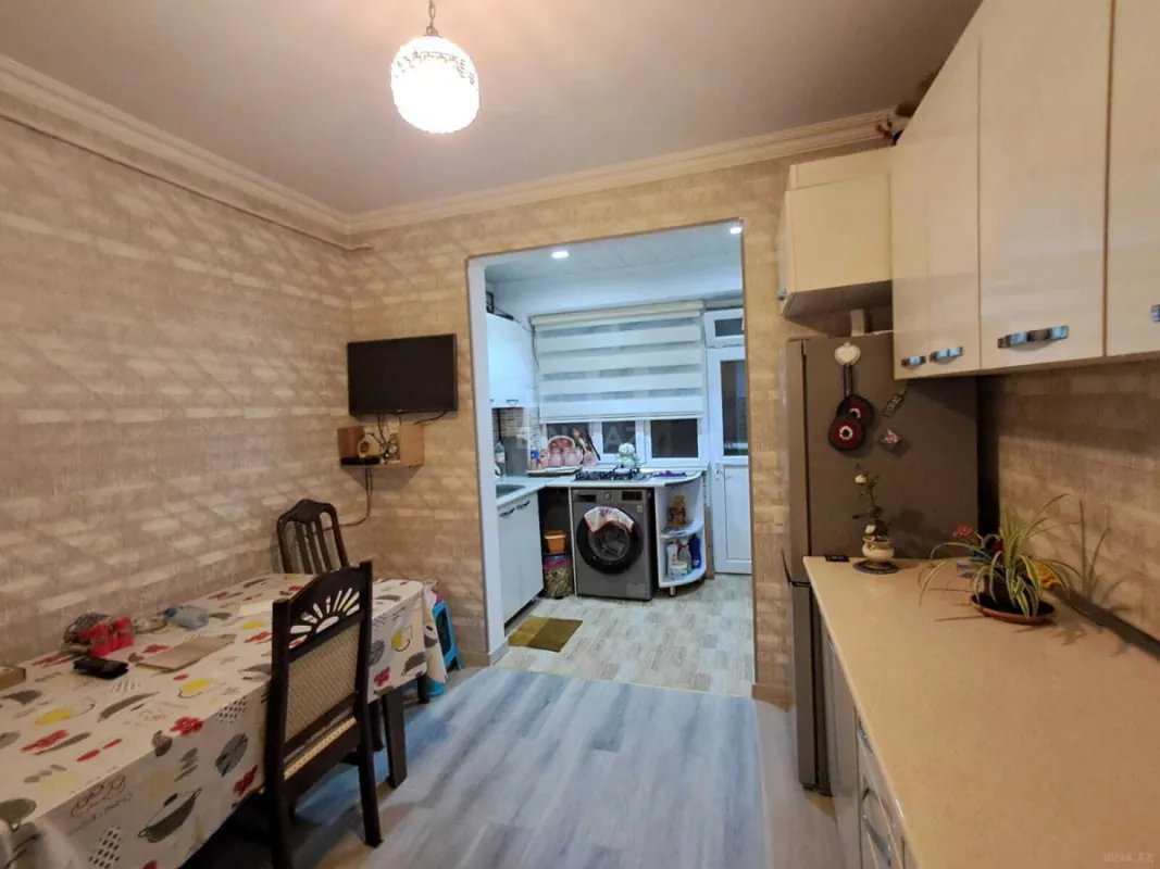 Satılır 4 otaqlı mənzil 80 m²