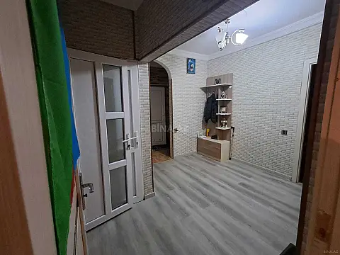 Satılır 4 otaqlı mənzil 80 m²