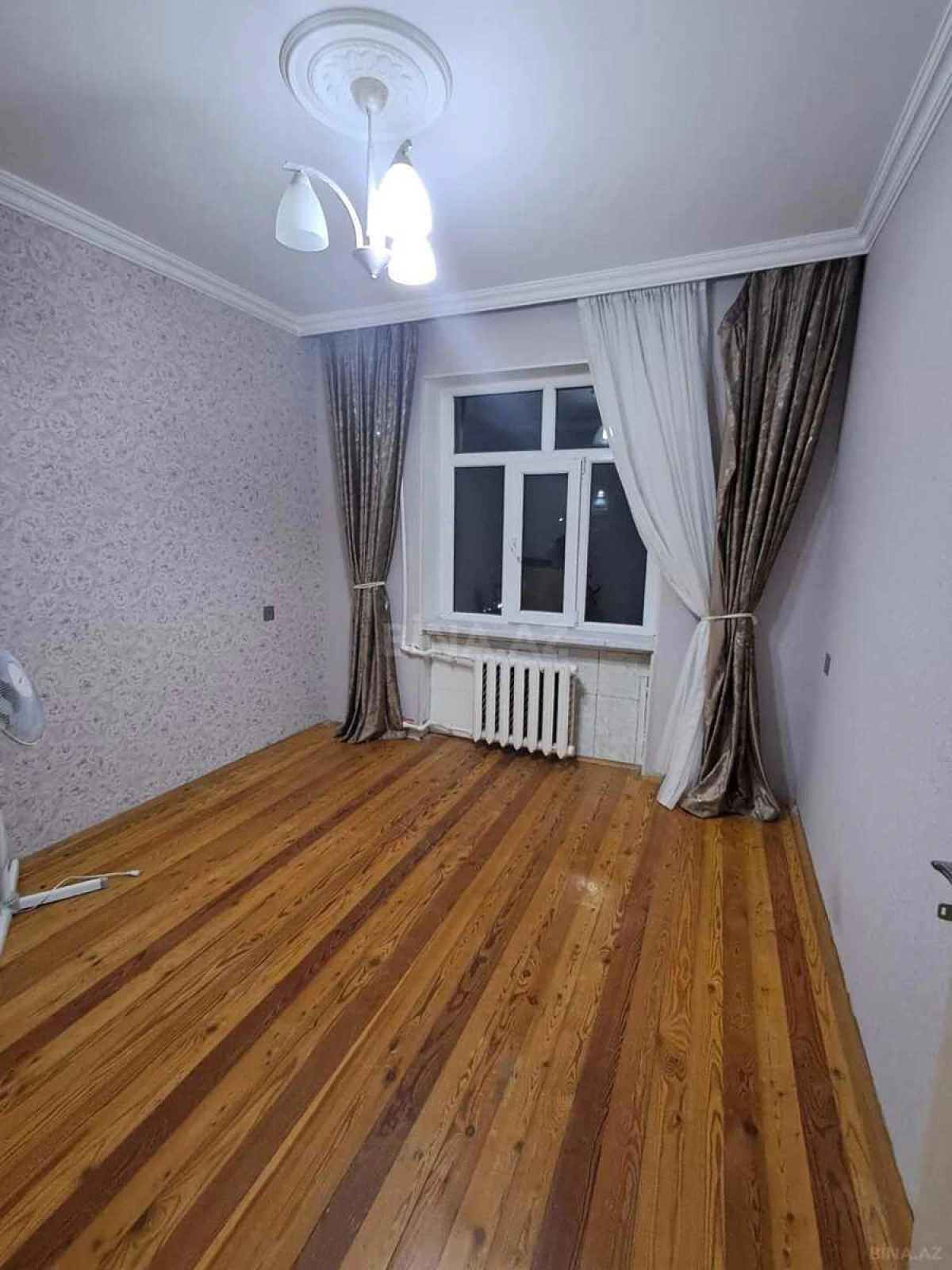 Satılır 4 otaqlı mənzil 80 m²