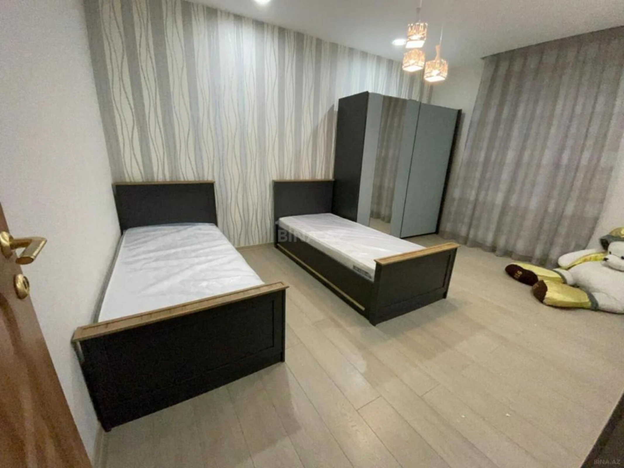 Kirayə verilir 5 otaqlı həyət evi 250 m²