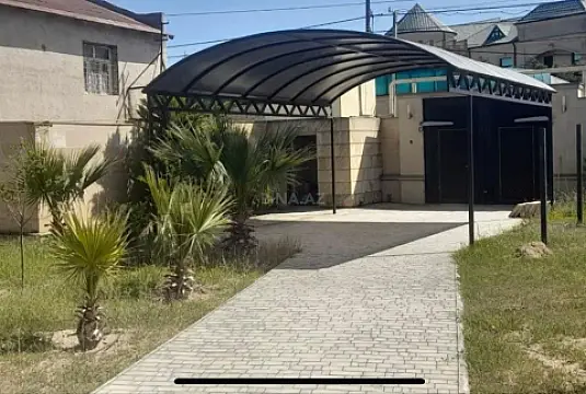 Kirayə verilir 5 otaqlı həyət evi 250 m²
