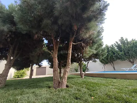 Kirayə verilir 4 otaqlı həyət evi 200 m²
