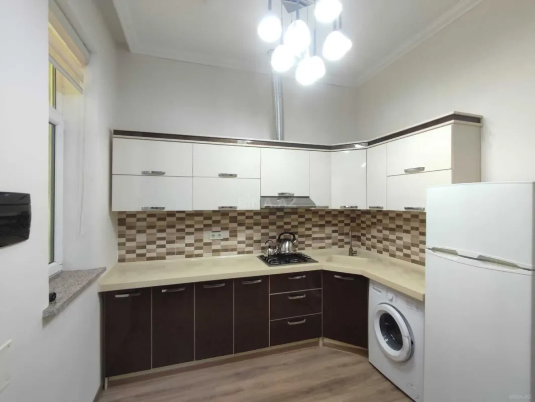 Kirayə verilir 4 otaqlı həyət evi 200 m²