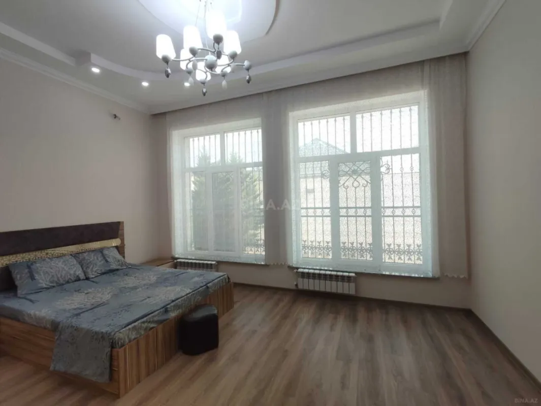 Kirayə verilir 4 otaqlı həyət evi 200 m²