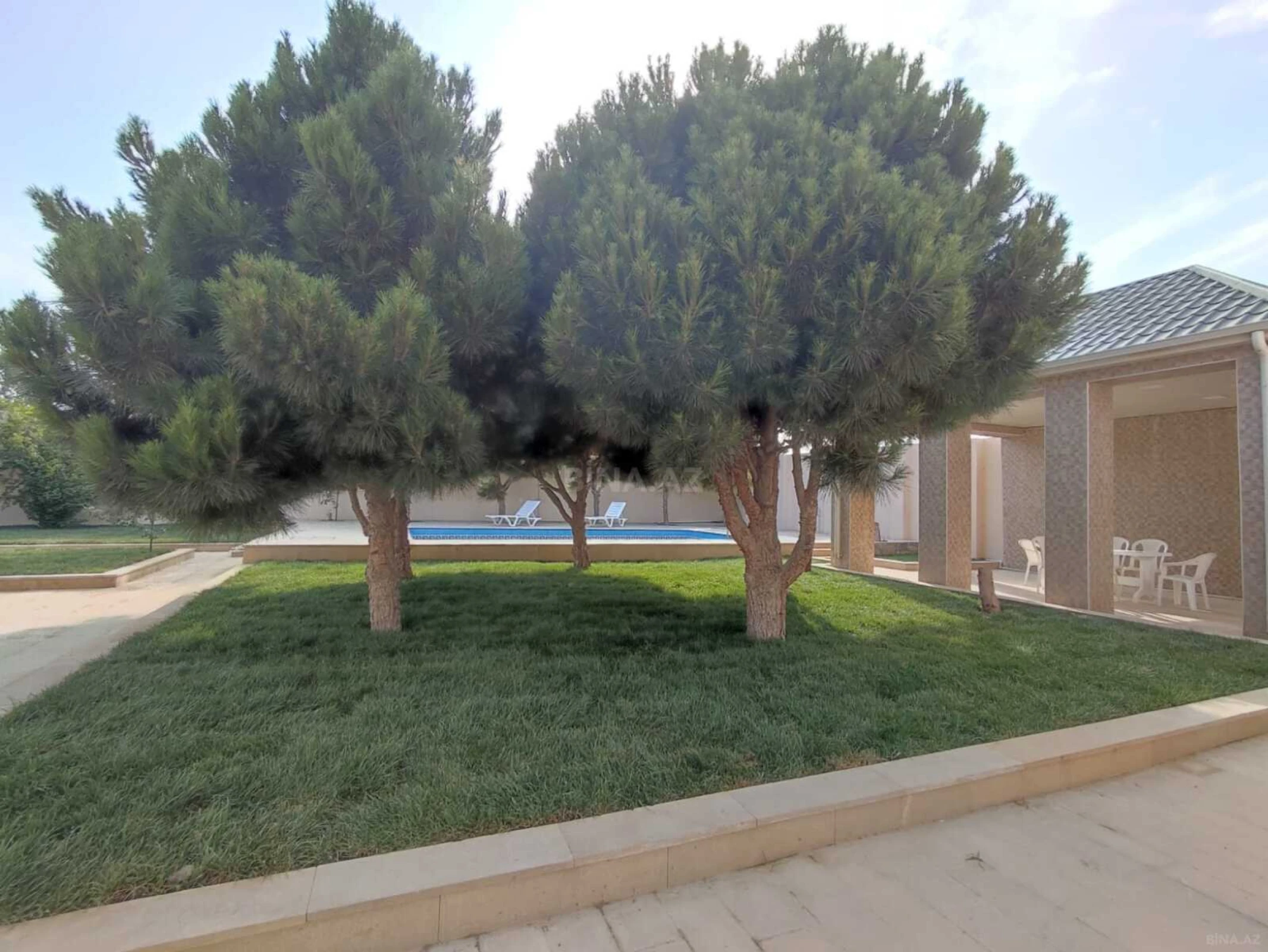 Kirayə verilir 4 otaqlı həyət evi 200 m²