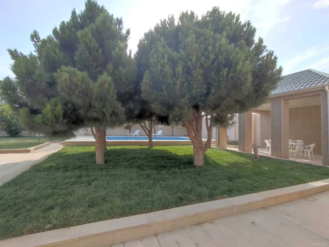 Kirayə verilir 4 otaqlı həyət evi 200 m²