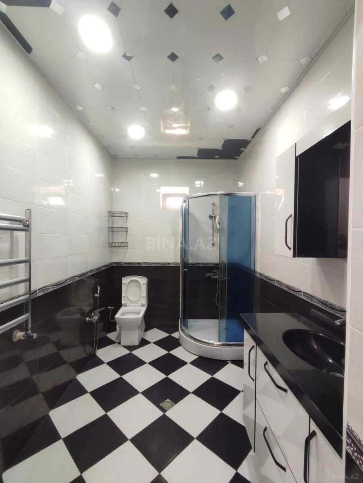 Kirayə verilir 4 otaqlı həyət evi 200 m²