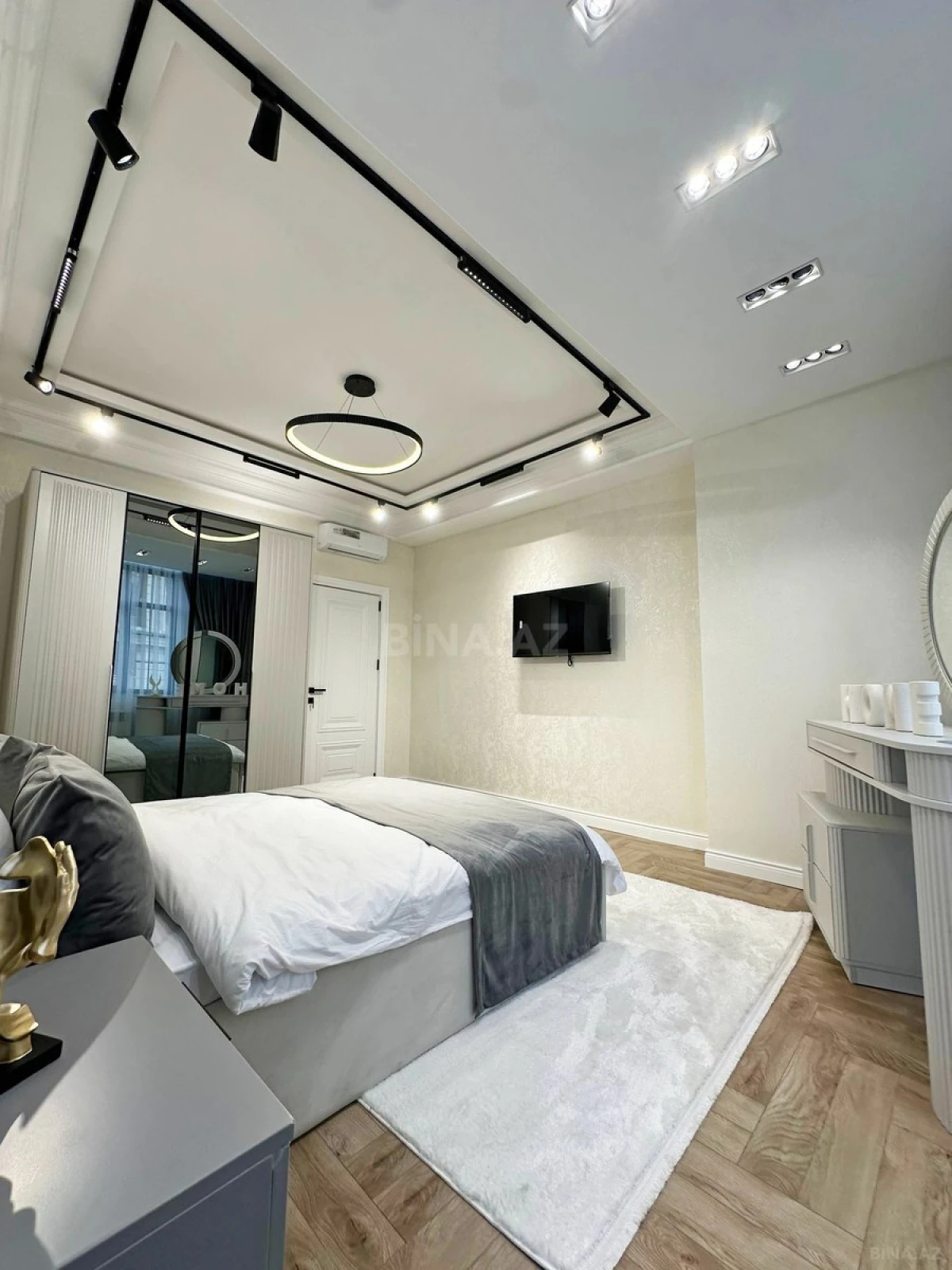 Satılır 3 otaqlı mənzil 100 m²