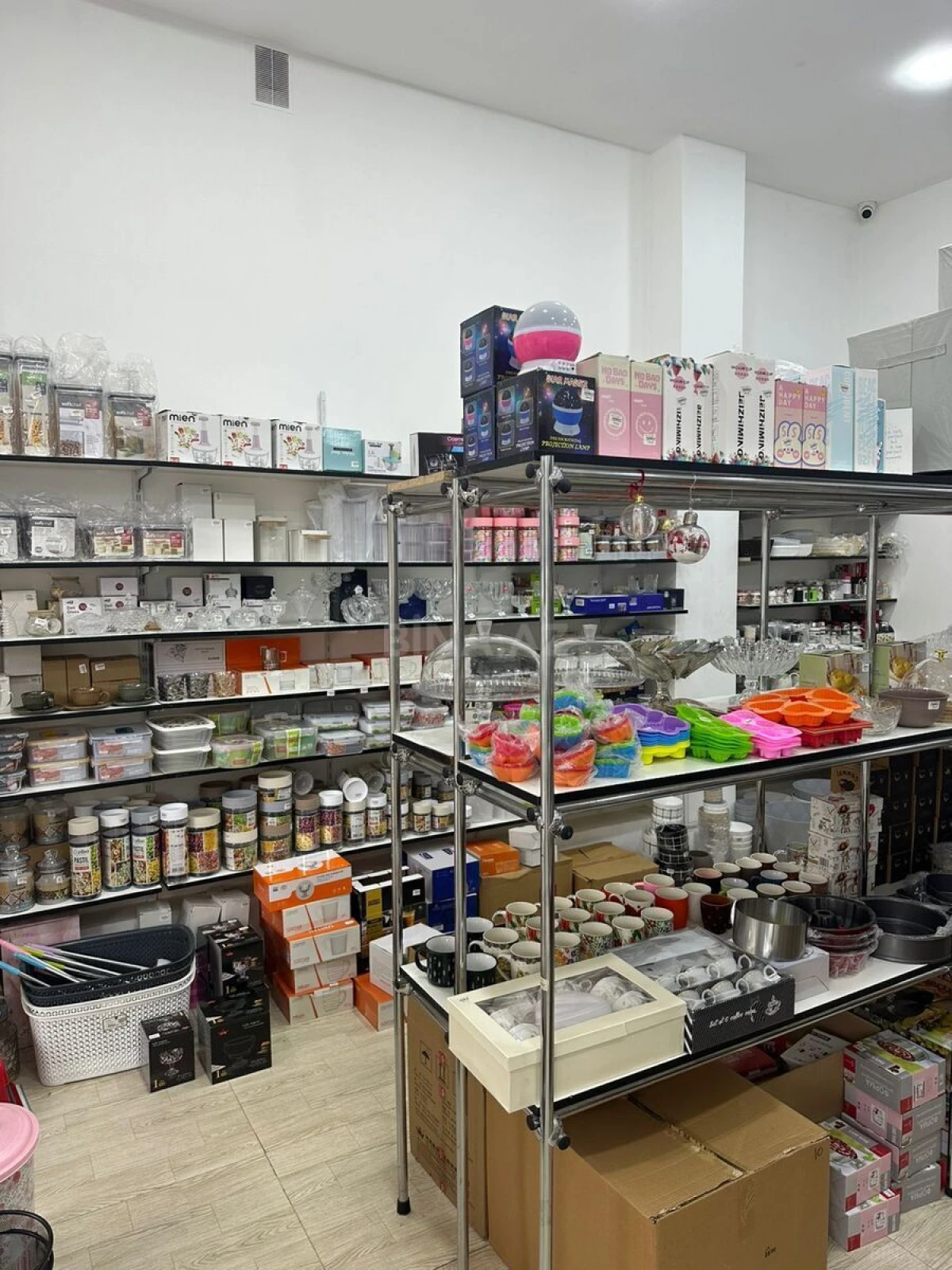 Kirayə verilir obyekt 30 m²