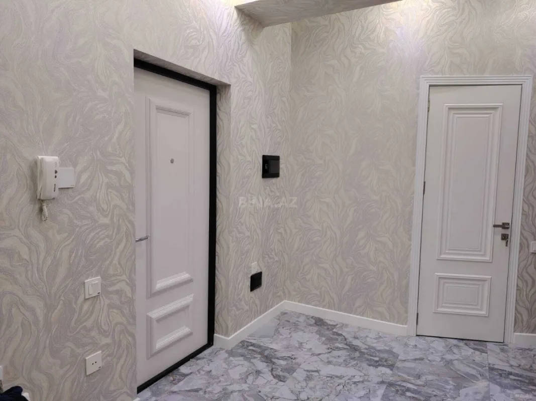Kirayə verilir 3 otaqlı mənzil 110 m²