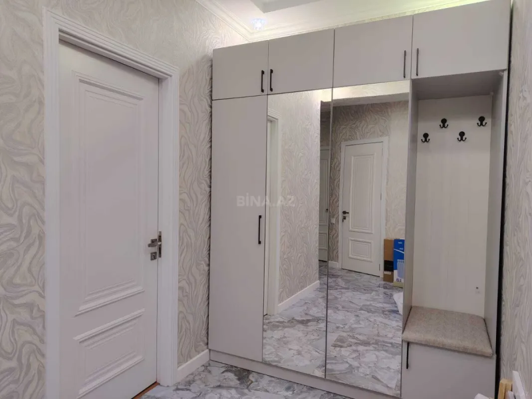 Kirayə verilir 3 otaqlı mənzil 110 m²